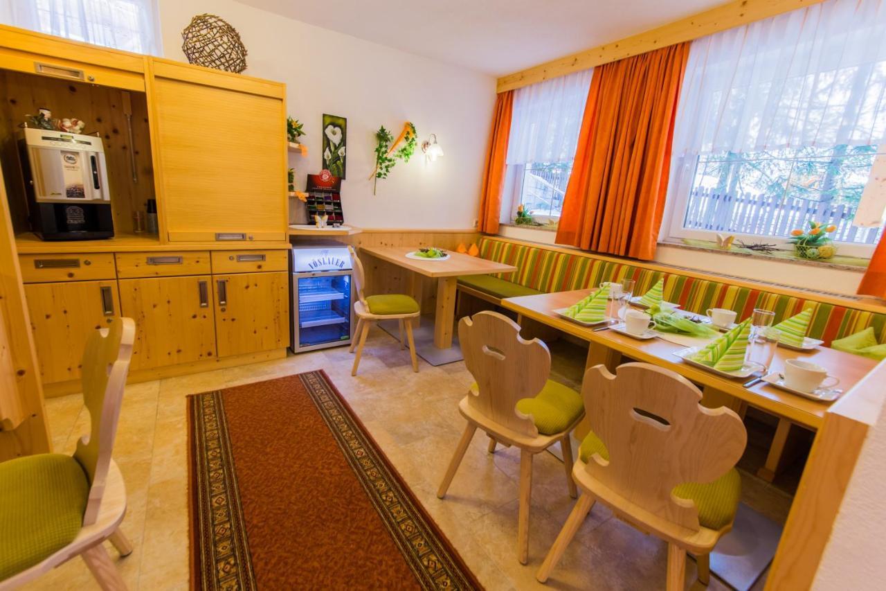 Gaestehaus Maria - Privatzimmer Nassereith Ngoại thất bức ảnh